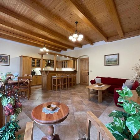 Appartment Centrum كارلوفي فاري المظهر الخارجي الصورة