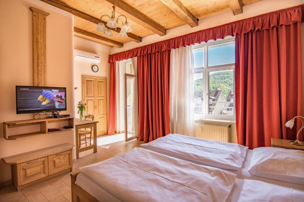 Appartment Centrum كارلوفي فاري المظهر الخارجي الصورة